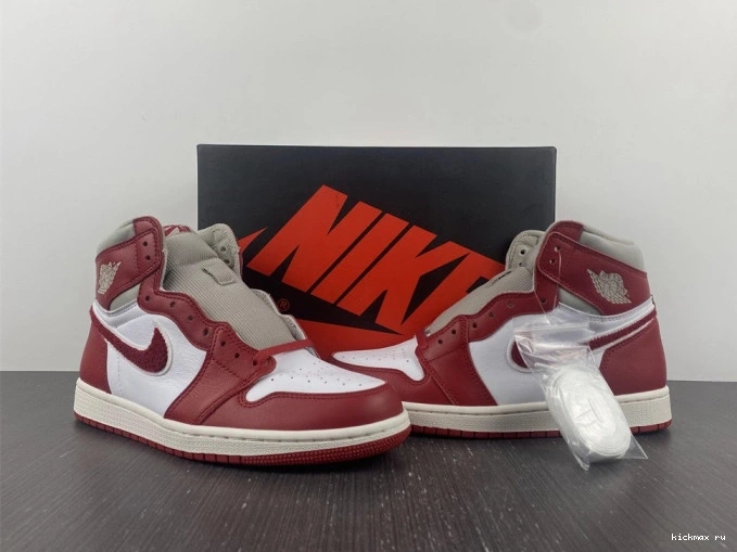 Cheap DJ4891-061 Jordan High Chenille (W) 1 Newstalgia OG 0807